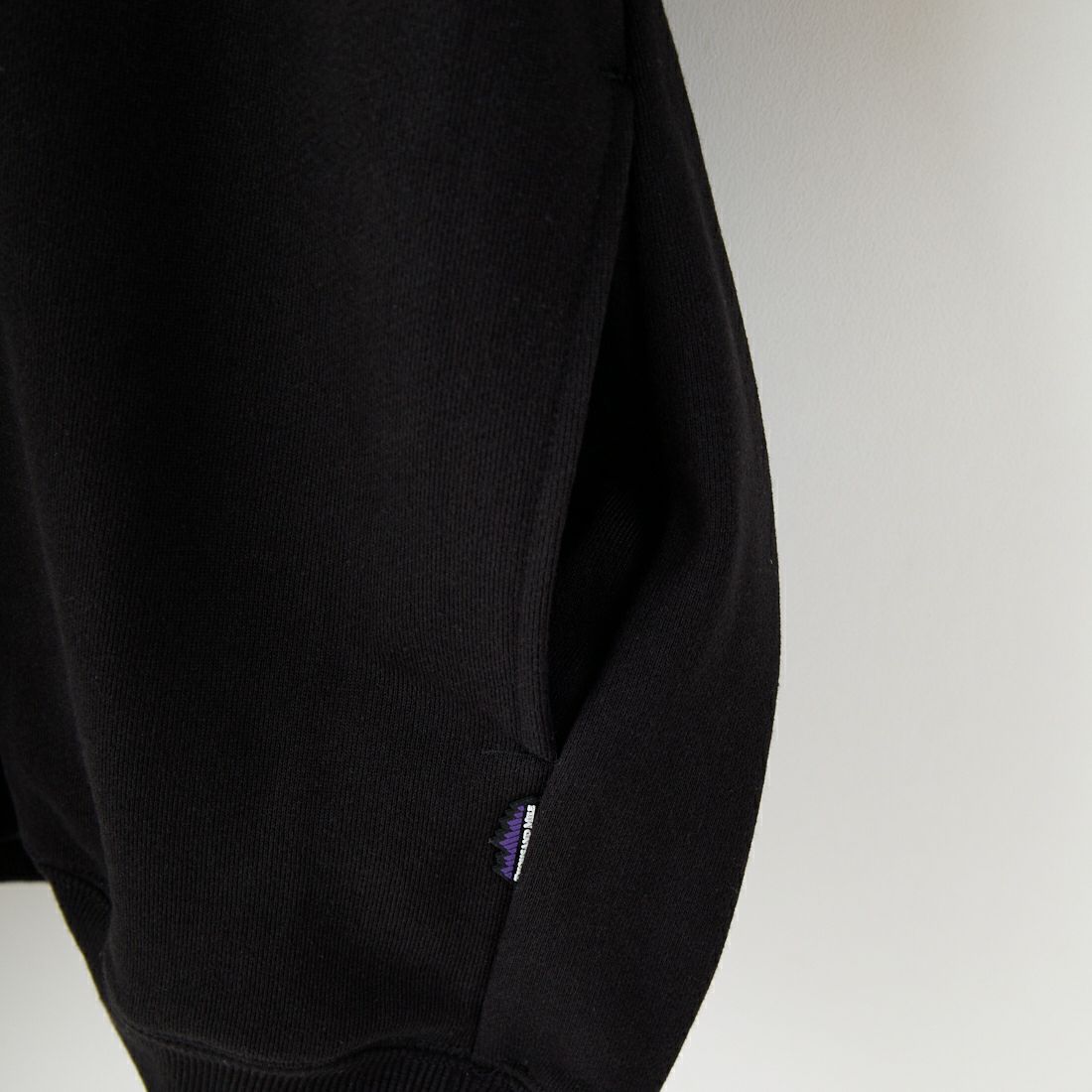 THOUSAND MILE [サウザンド マイル] 別注 バックプリント クルーネックスウェット [TM252UK50520-JF] 09 BLACK