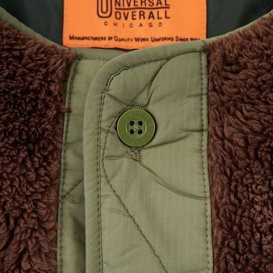 UNIVERSAL OVERALL [ユニバーサルオーバーオール] 別注 ボア切替 キルティングジャケット [U2532451IN-JF] KHAKI