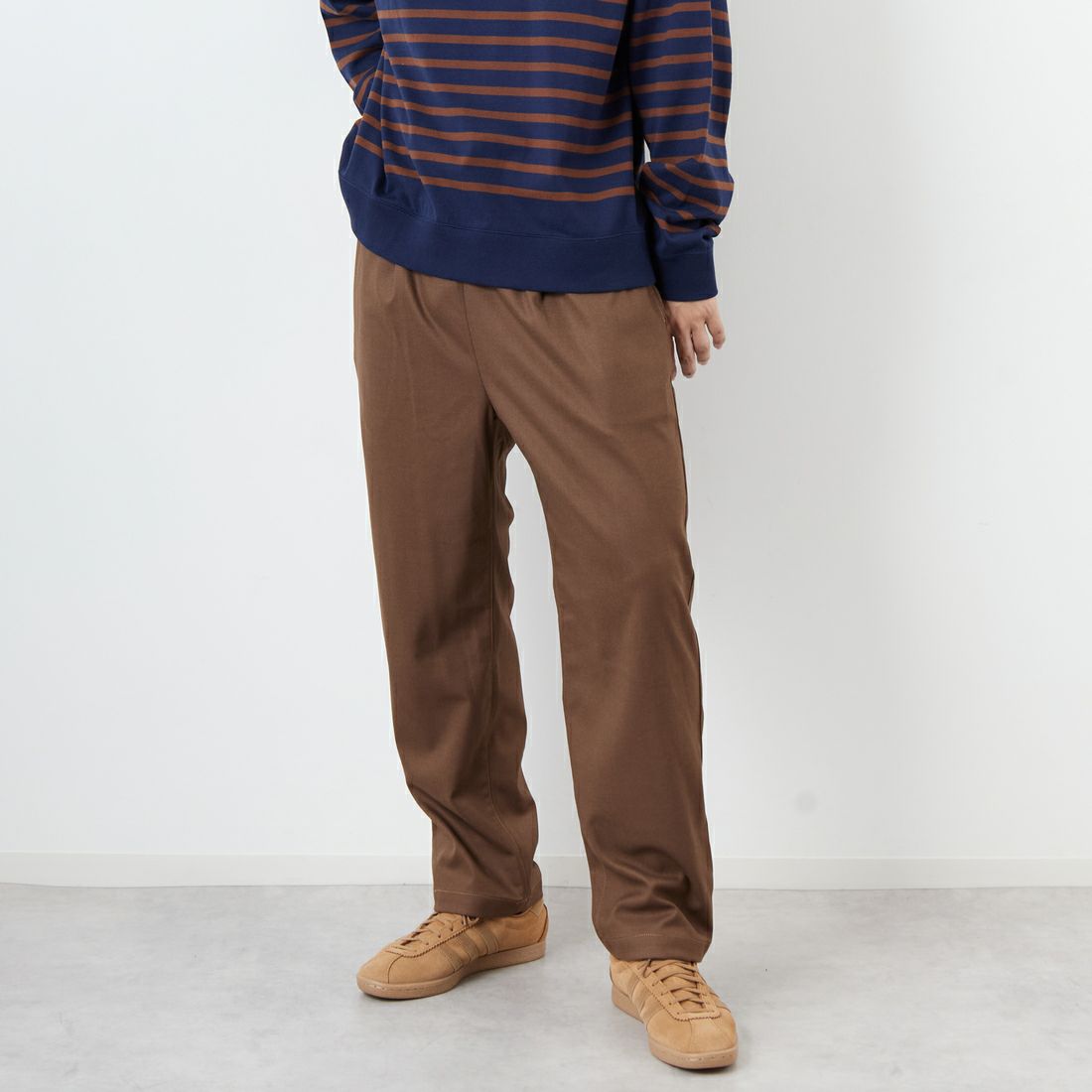 BROWN&&モデル身長：179cm 着用サイズ：M&&