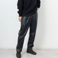BLACK PU&&モデル身長：179cm 着用サイズ：M&&