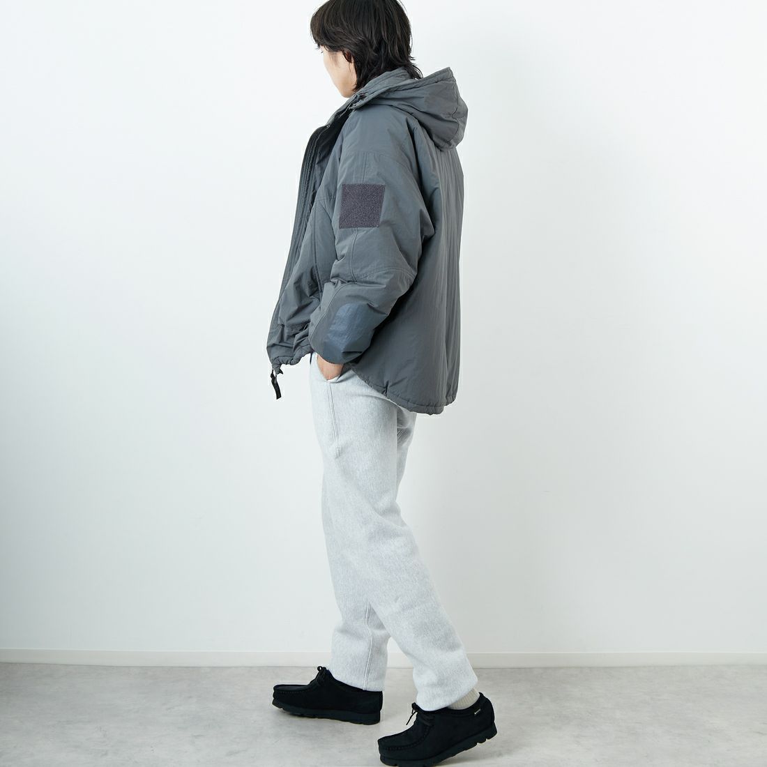 WILD THINGS [ワイルドシングス] ショートモンスターパーカー [WT25102SK] GREY &&モデル身長：179cm 着用サイズ：L&&