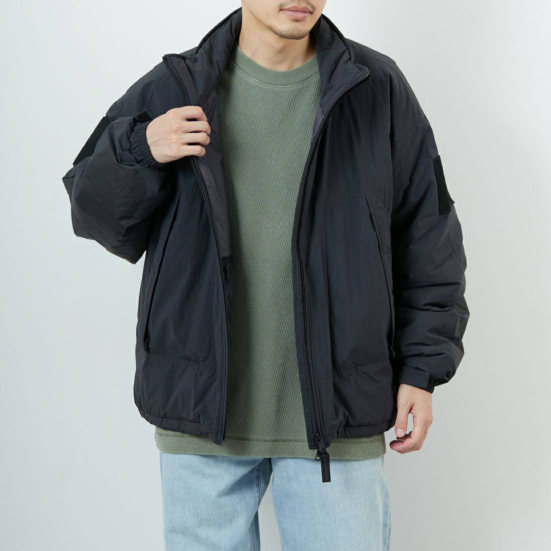 WILD THINGS [ワイルドシングス] ショートモンスターパーカー [WT25102SK] BLACK &&モデル身長：168cm 着用サイズ：M&&