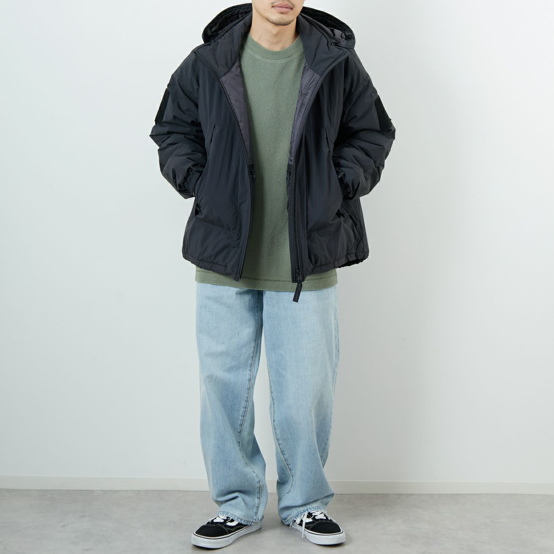 WILD THINGS [ワイルドシングス] ショートモンスターパーカー [WT25102SK] BLACK &&モデル身長：168cm 着用サイズ：M&&