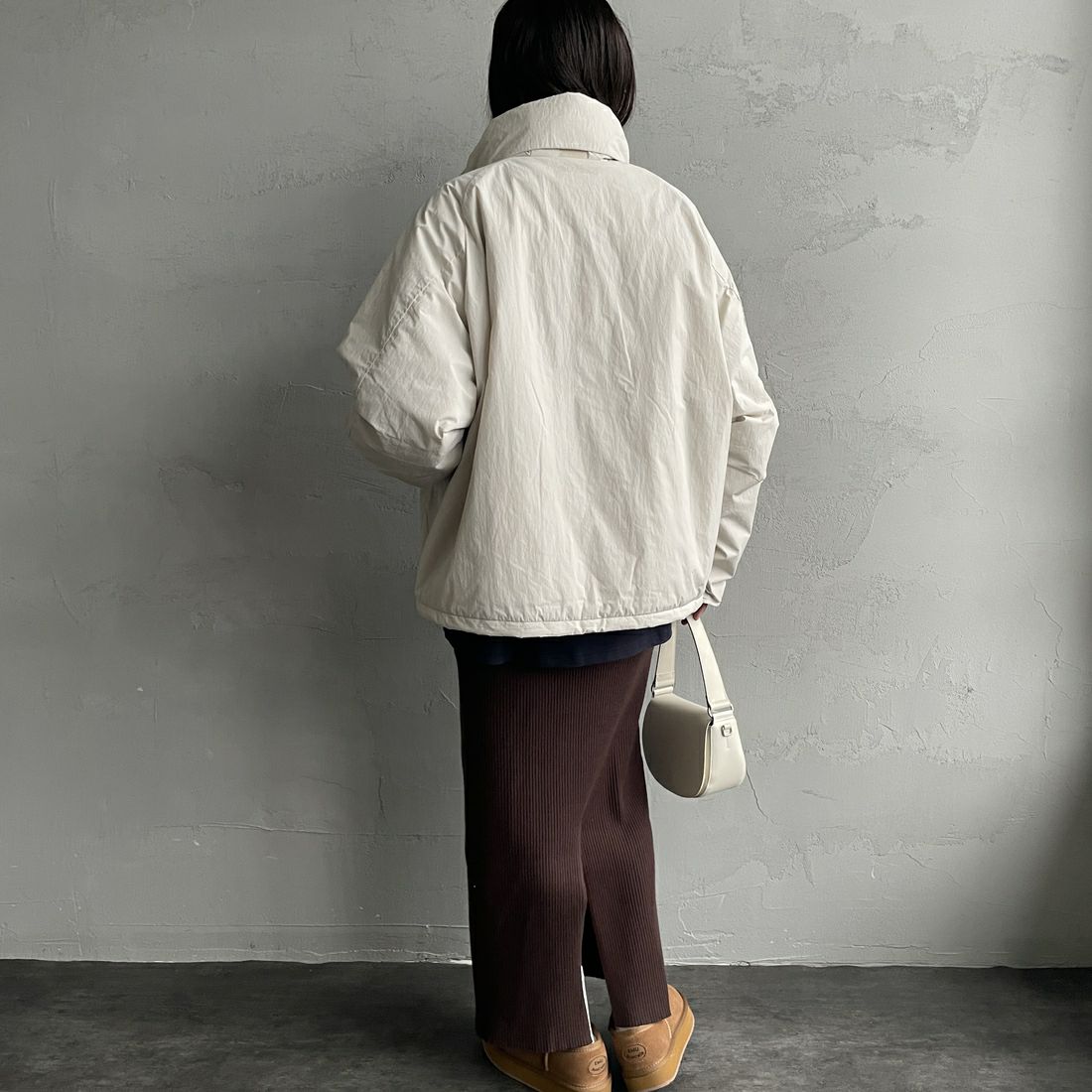 WILD THINGS [ワイルドシングス] ウィメンズ ハッピージャケット [WTL25102SK] CEMENT &&モデル身長：160cm 着用サイズ：M&&