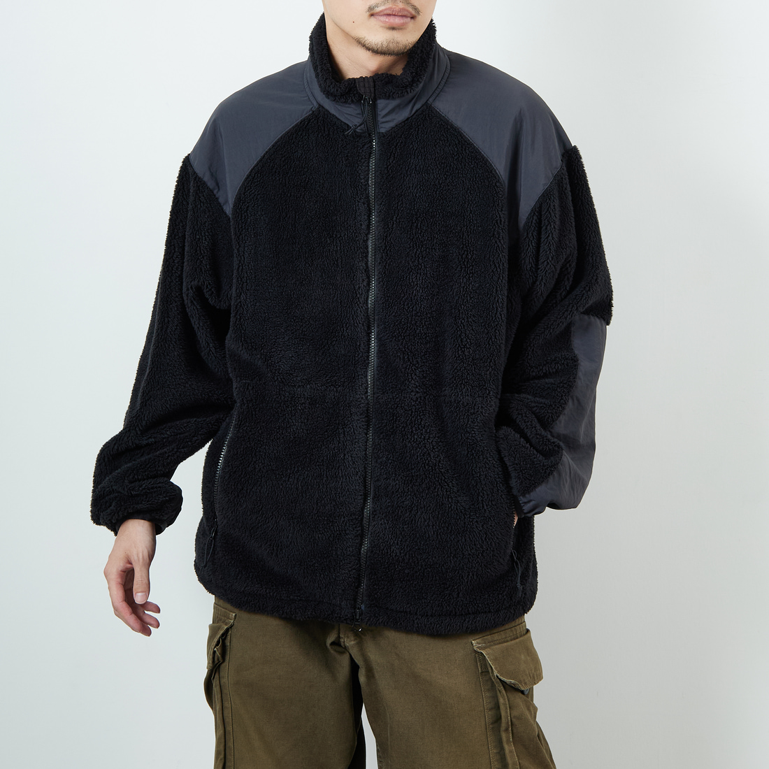BLACK&&モデル身長：168cm 着用サイズ：M&&