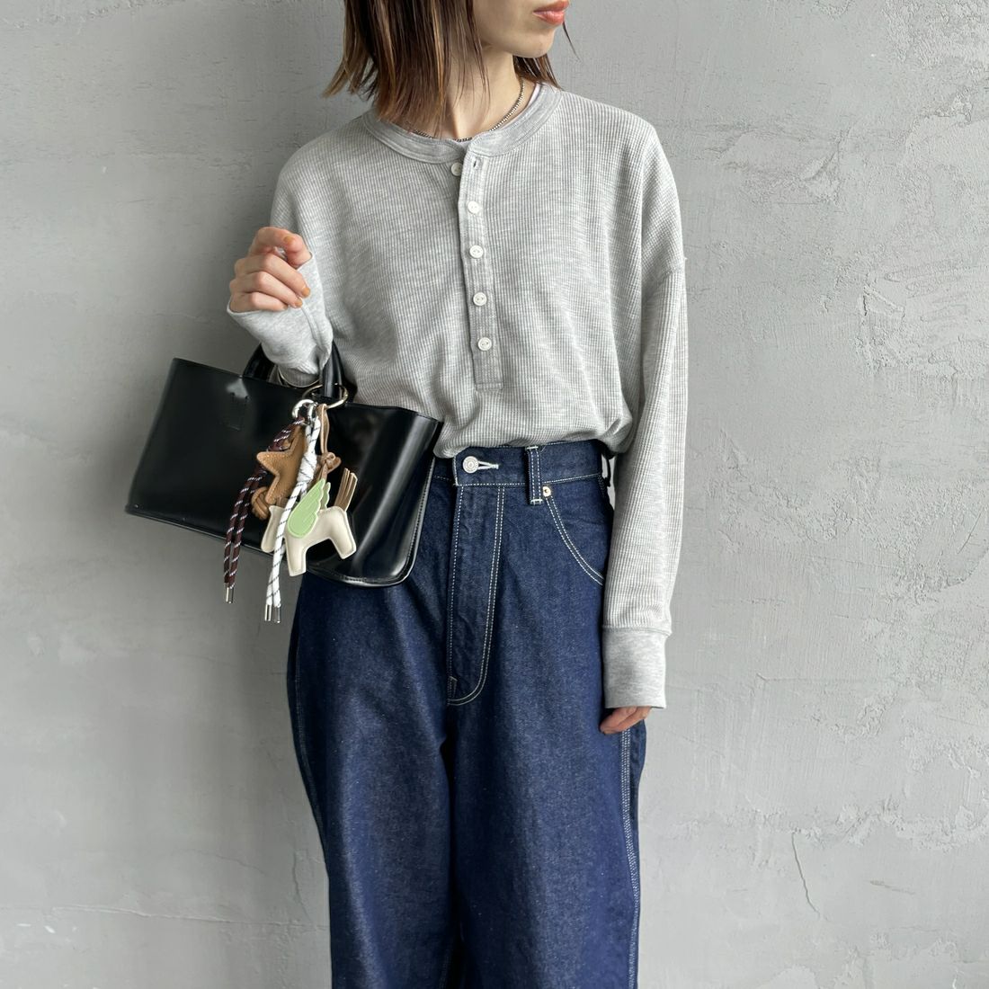 020 ｵﾌﾎﾜｲﾄ&&モデル身長：160cm 着用サイズ：F&&