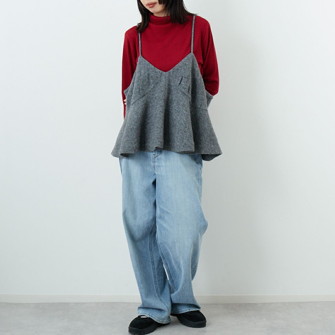 crinkle crinkle crinkle [クリンクル クリンクル クリンクル] ウールミックス ランジェリーキャミソール [CC-4023] GREY &&モデル身長：162cm 着用サイズ：F&&