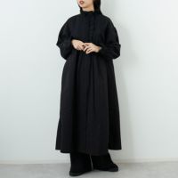 BLACK&&モデル身長：162cm 着用サイズ：F&&