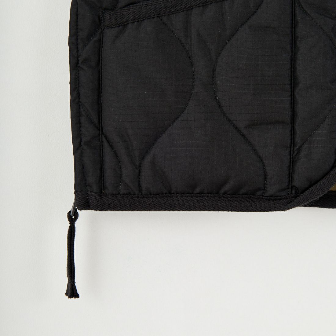 TAION [タイオン] キッズ ミリタリー Vネックジップダウンベスト [TAION-K001ZML-1] BLACK