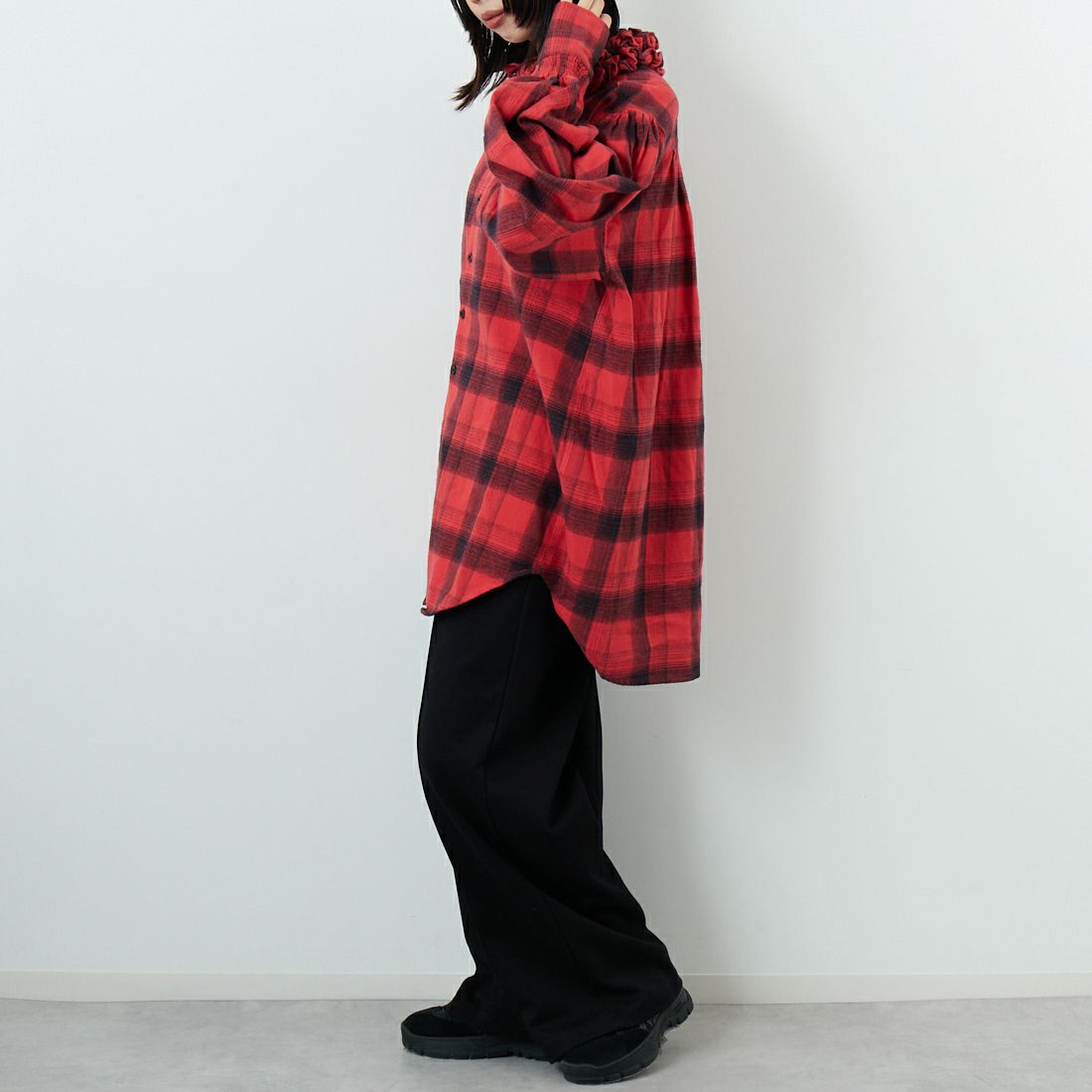 crinkle crinkle crinkle [クリンクル クリンクル クリンクル] ネルチェックフリルカラーシャツ [CC-4026] RED &&モデル身長：162cm 着用サイズ：F&&