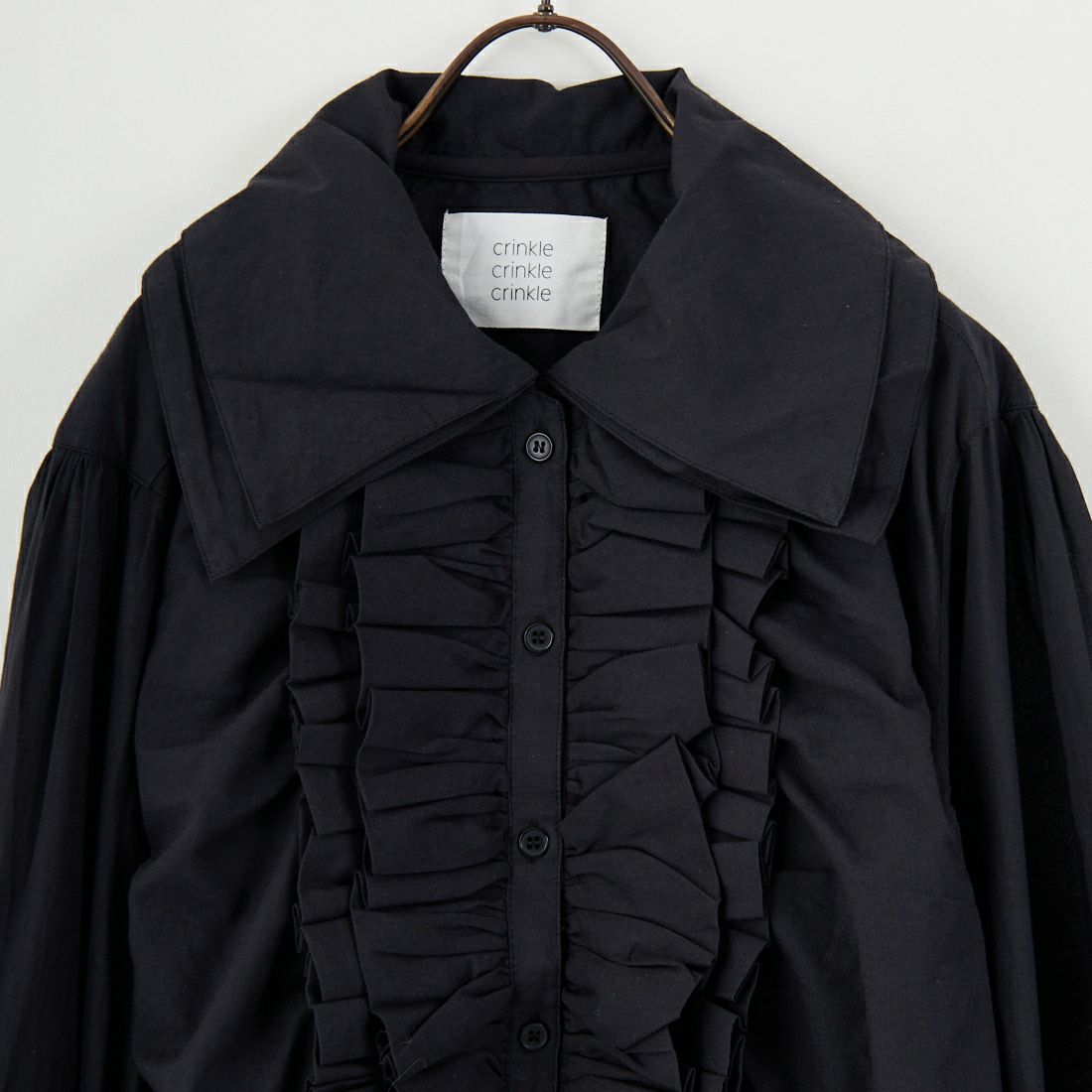 crinkle crinkle crinkle [クリンクル クリンクル クリンクル] ダブルカラーフリルブラウス [CC-4004] BLACK