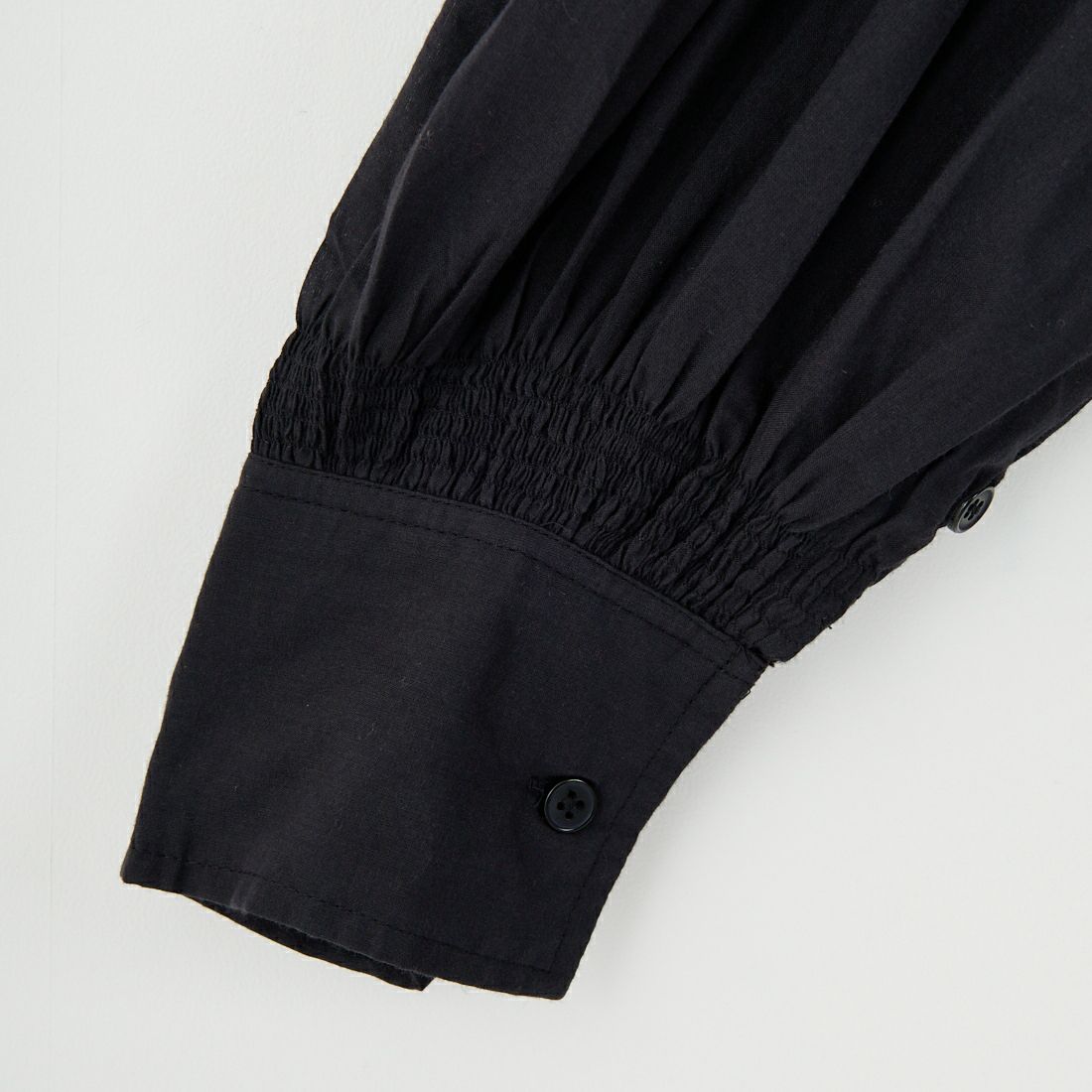 crinkle crinkle crinkle [クリンクル クリンクル クリンクル] ダブルカラーフリルブラウス [CC-4004] BLACK