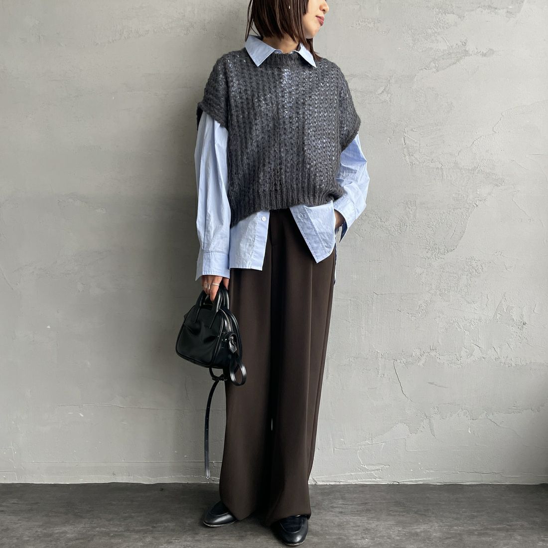 mizuiro ind [ミズイロインド] ヘアリーコクーンワイドベスト [3-220085] 92 D.GRAY &&モデル身長：159cm 着用サイズ：F&&