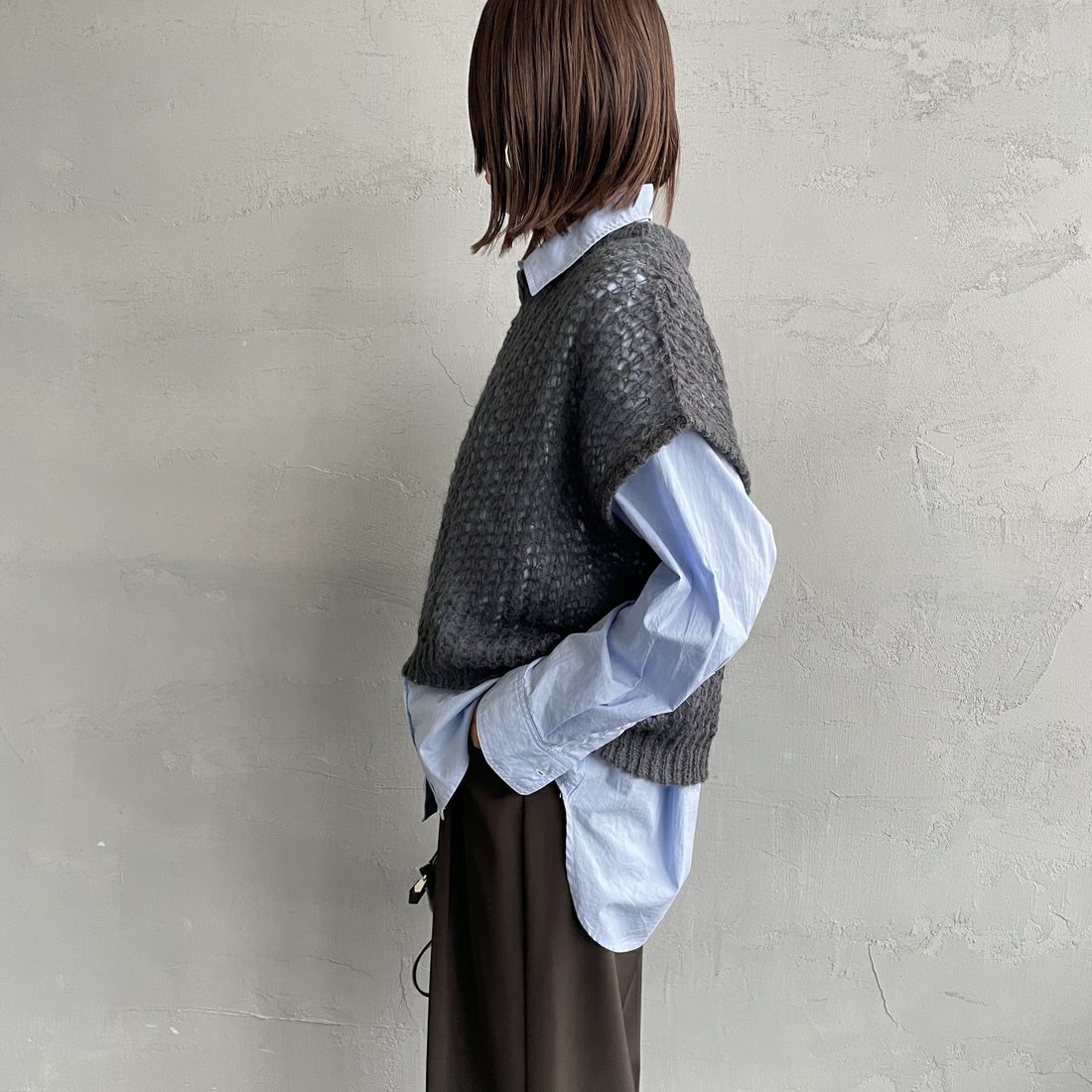 mizuiro ind [ミズイロインド] ヘアリーコクーンワイドベスト [3-220085] 92 D.GRAY &&モデル身長：159cm 着用サイズ：F&&