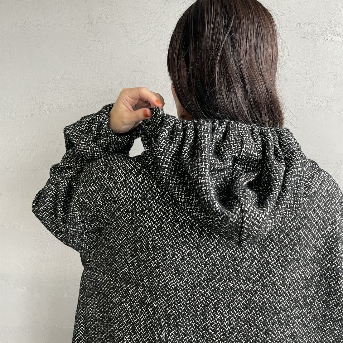 mizuiro ind [ミズイロインド] ウールブレンドフードコート [3-270058] 99 BLACK &&モデル身長：160cm 着用サイズ：F&&