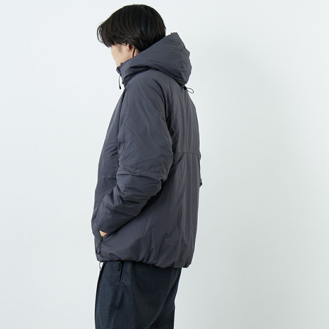 OAKLEY [オークリー] FGL ボムバスティックプルオーバー 5.7 [FOA408216] 01N PHANTO &&モデル身長：179cm 着用サイズ：S&&