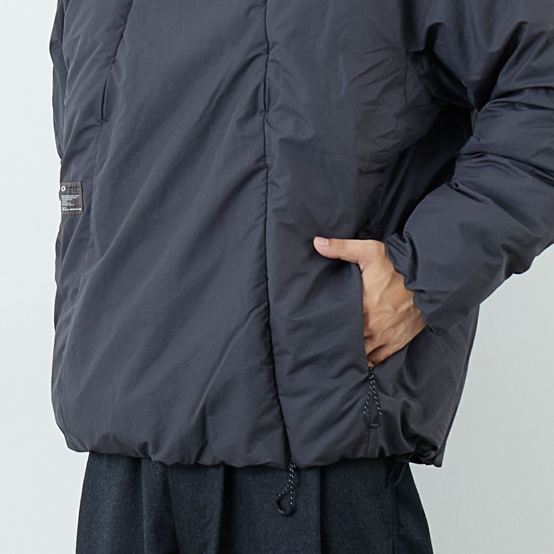 OAKLEY [オークリー] FGL ボムバスティックプルオーバー 5.7 [FOA408216] 01N PHANTO &&モデル身長：179cm 着用サイズ：S&&