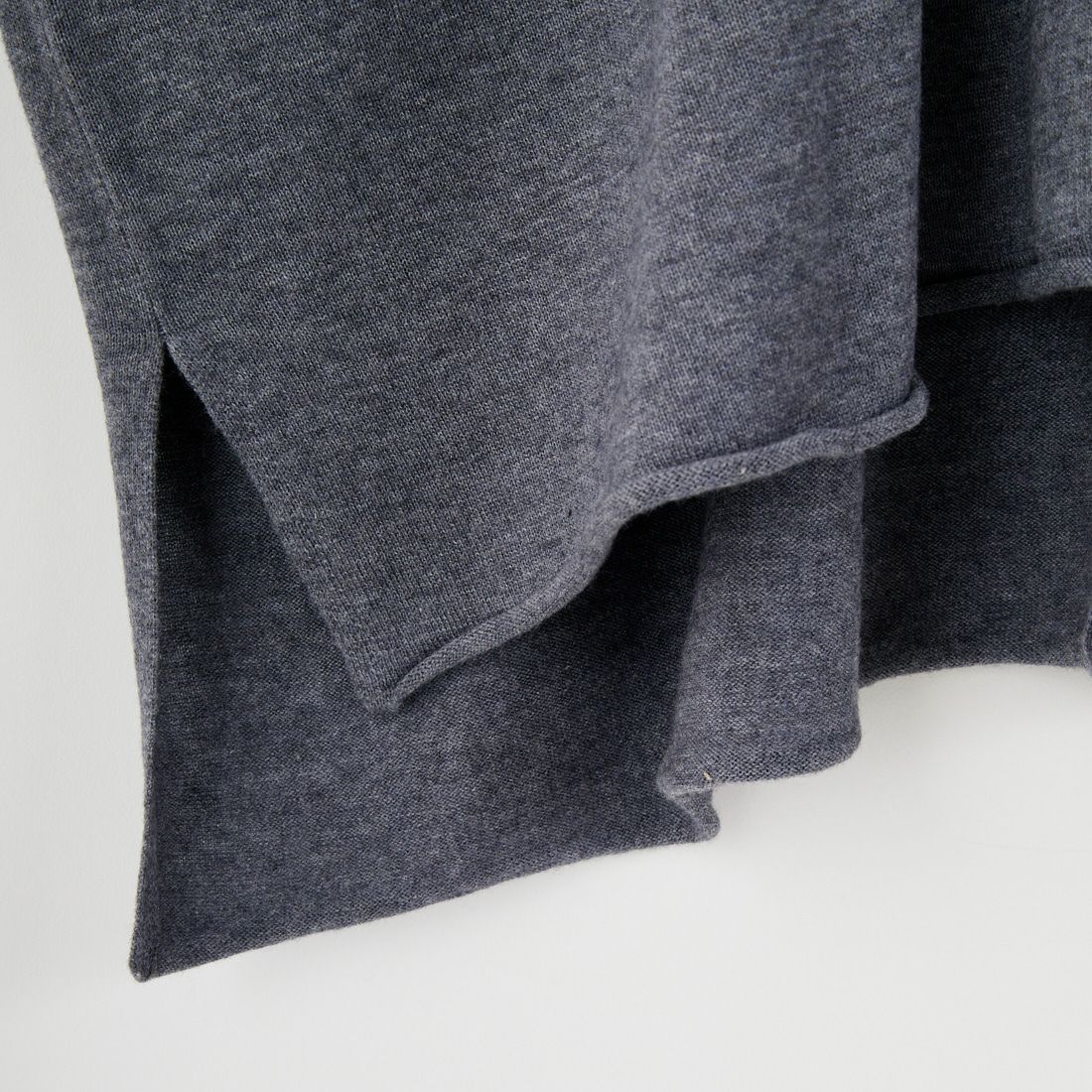 mizuiro ind [ミズイロインド] ポンチョライクプルオーバー [4-220101] 91 GRAY