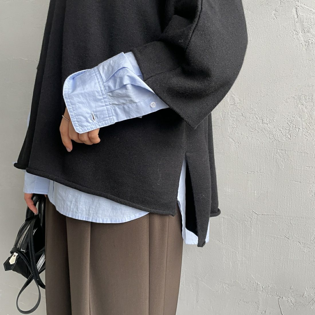 mizuiro ind [ミズイロインド] ポンチョライクプルオーバー [4-220101] 99 BLACK &&モデル身長：159cm 着用サイズ：F&&