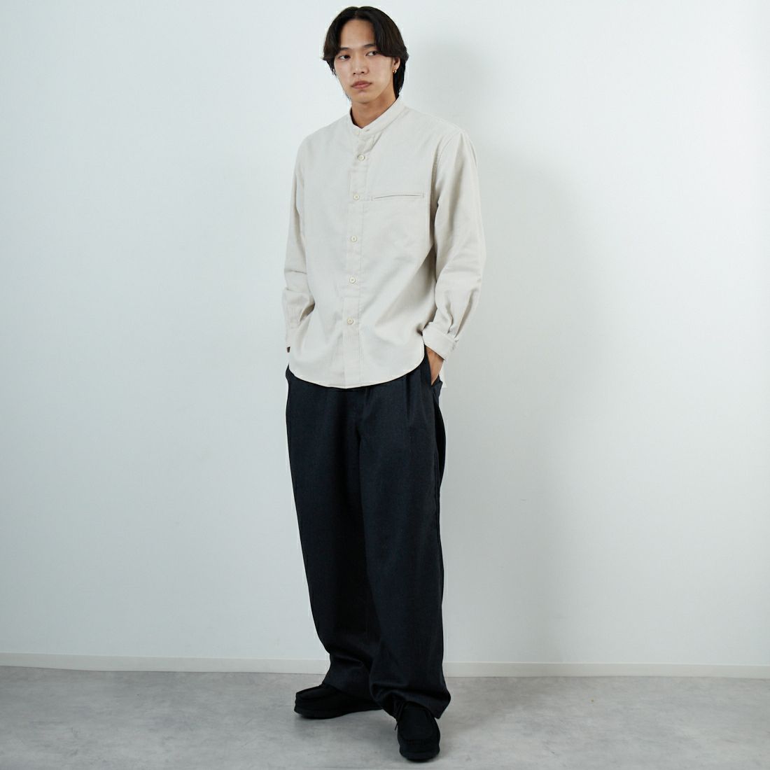 STILL BY HAND [スティルバイハンド] コットンピケバンドカラーシャツ [SH01254] ECRU &&モデル身長：179cm 着用サイズ：46&&