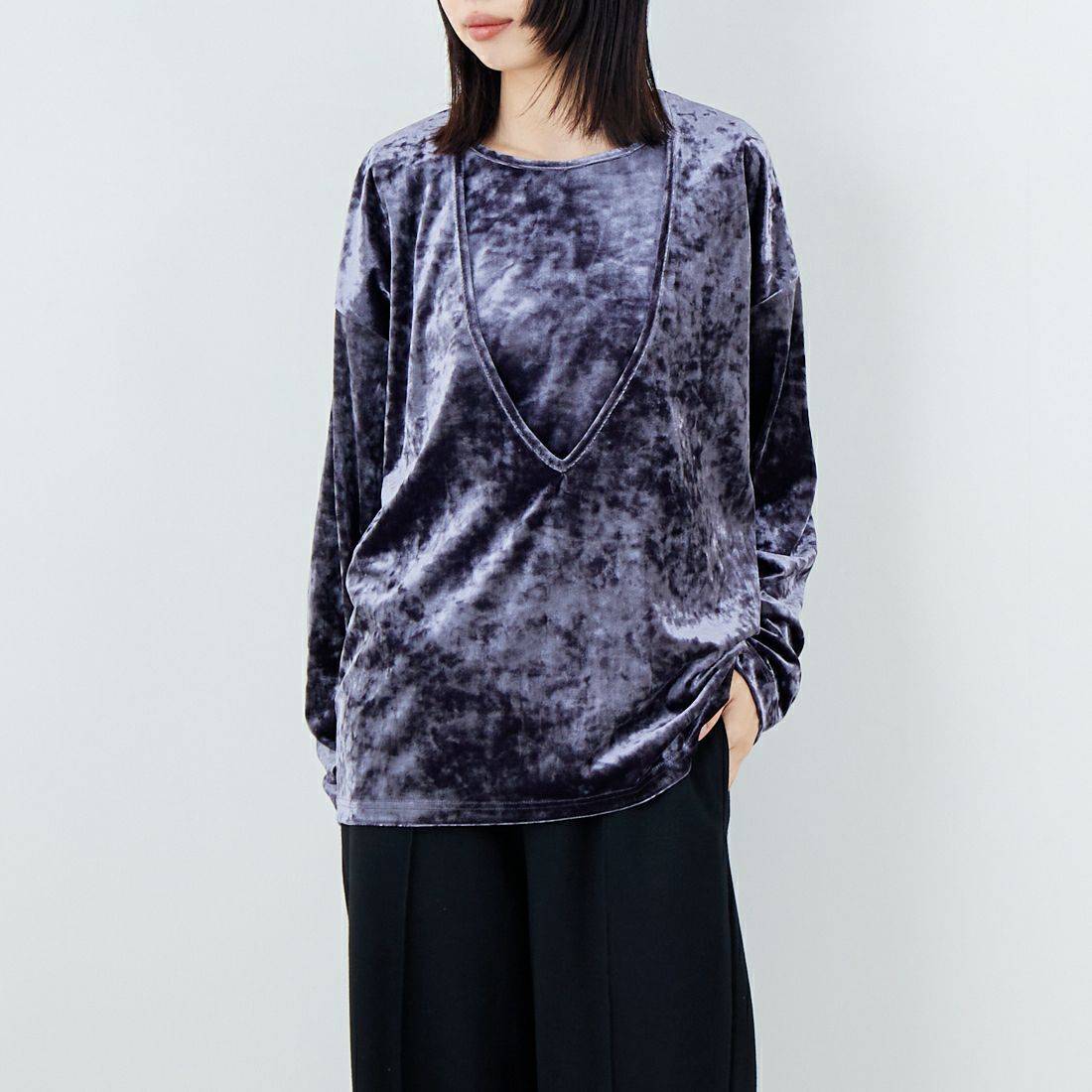 keena [キーナ] ベルベットセットトップス [SKJ-25050W] D.GRAY &&モデル身長：162cm 着用サイズ：F&&