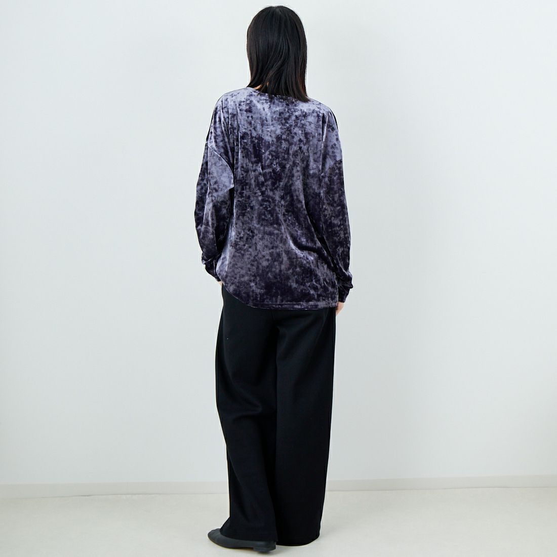 keena [キーナ] ベルベットセットトップス [SKJ-25050W] D.GRAY &&モデル身長：162cm 着用サイズ：F&&