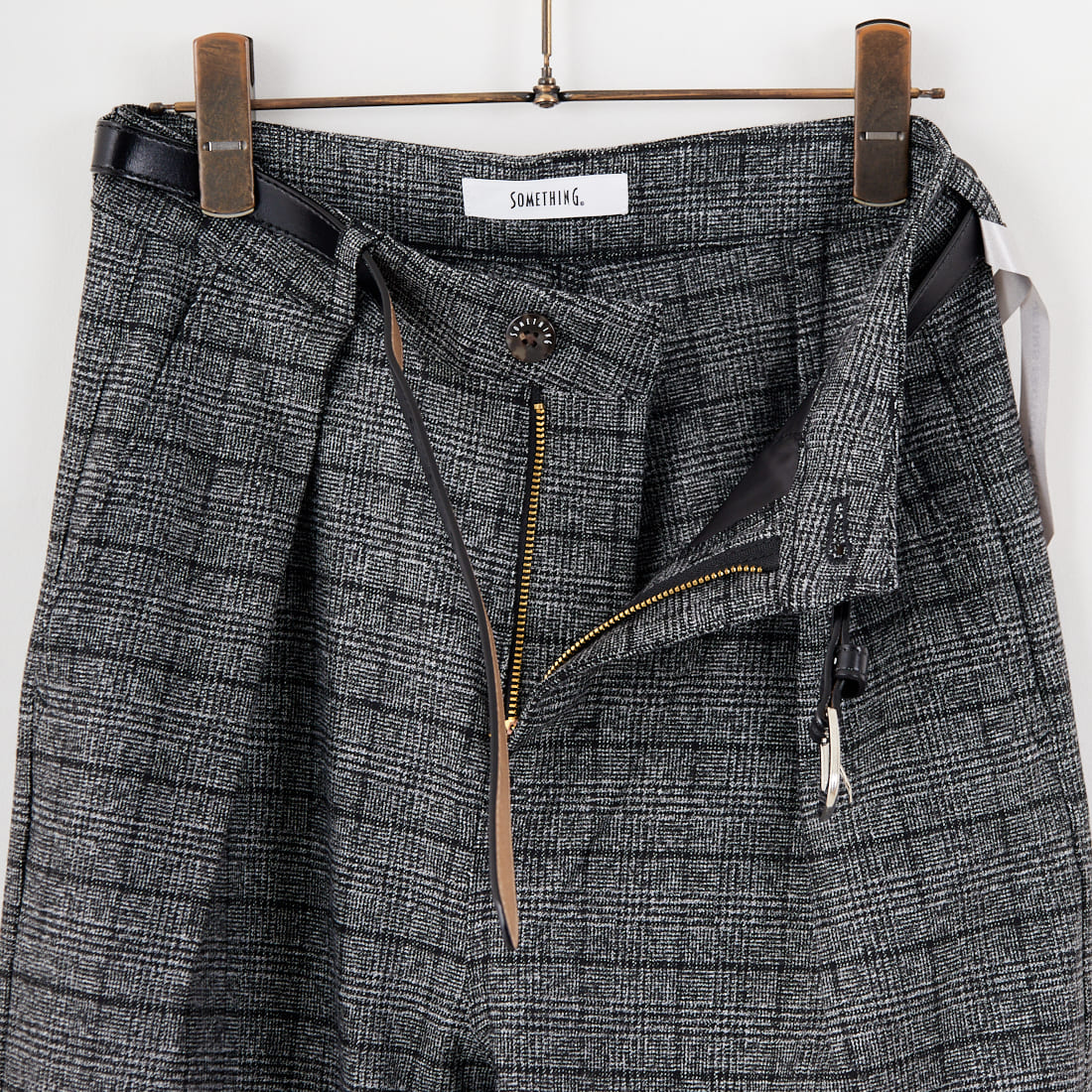 SOMETHING [サムシング] 別注 ベルト付きタックワイドパンツ [SN765W-JF] 9591 G.CHK