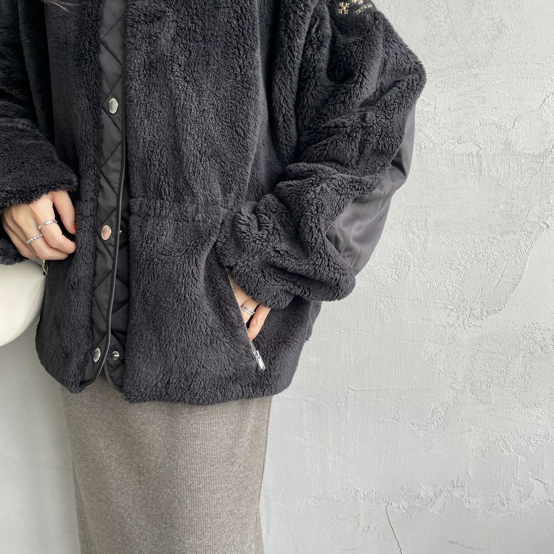 TATRAS [タトラス] ANNABELLA/アナベラ ボアブルゾン [LJXA0363033588] BLACK &&モデル身長：160cm 着用サイズ：1&&