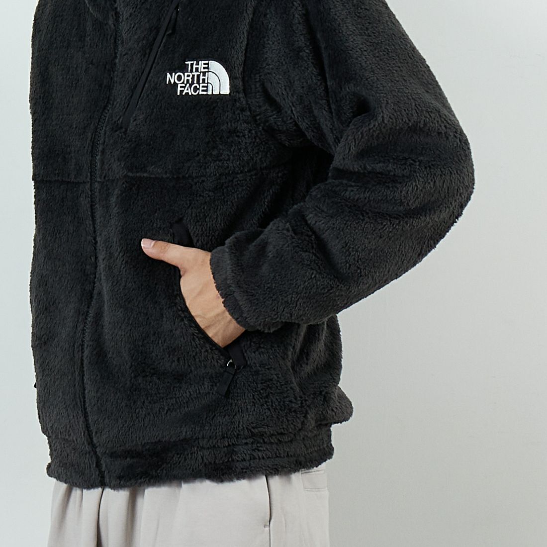 THE NORTH FACE [ザ ノースフェイス] バーサロフトジャケット [NA62550] K &&モデル身長：179cm 着用サイズ：M&&