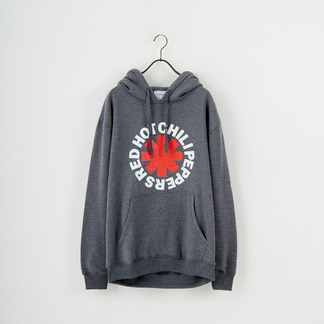 MUSIC TEE [ミュージックティー] Red Hot Chili Peppers ロックプリントプルオーバーフーディ [CLASSIC-ASTERISK]