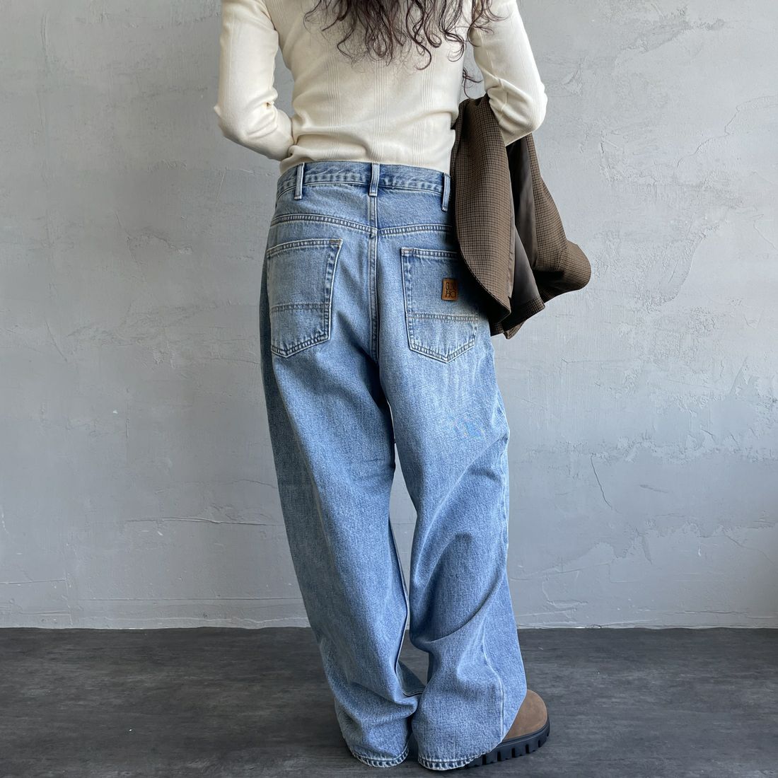GUNG HO [ガンホー] デニムバギーパンツ [GH5S013D] LIGHT BLUE &&モデル身長：162cm 着用サイズ：S&&