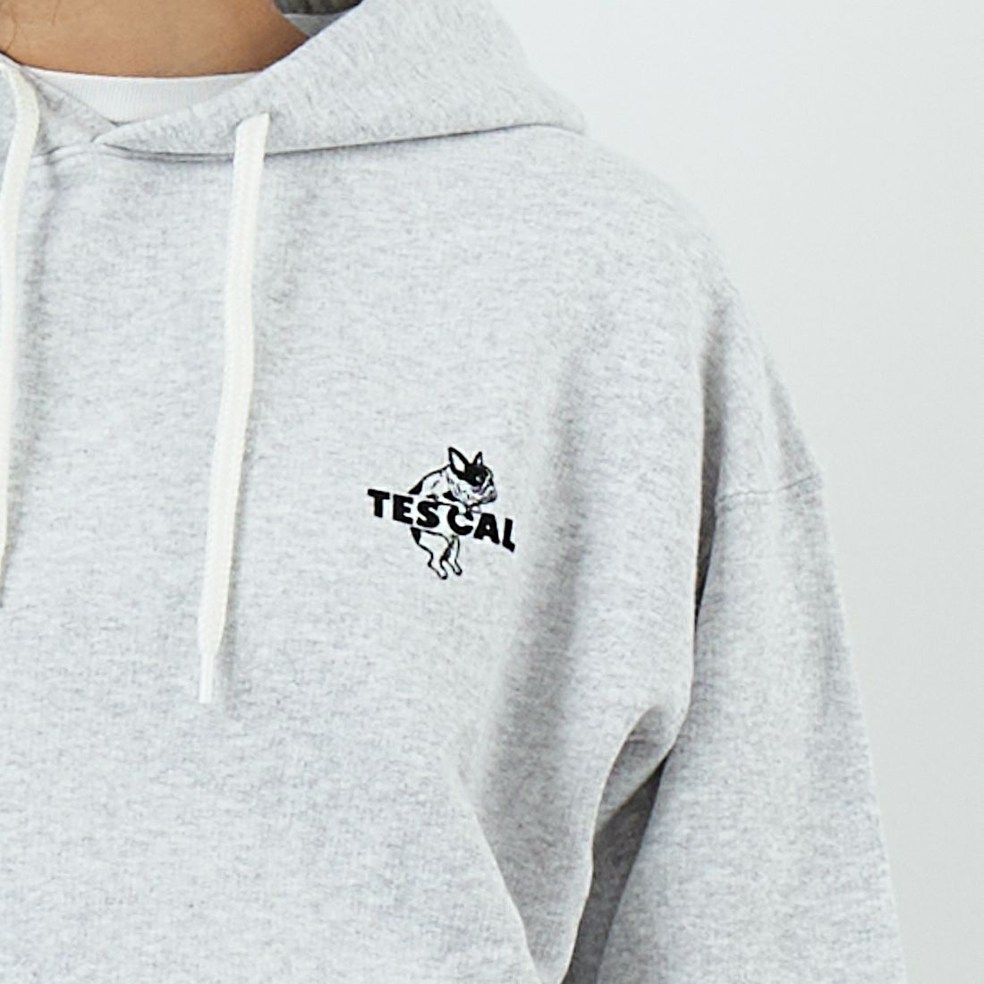 The Endless Summer [エンドレスサマー] TES CAL ローカルスウェットパーカー [FH-25774320] 03 MIX GRY &&モデル身長：162cm 着用サイズ：S&&