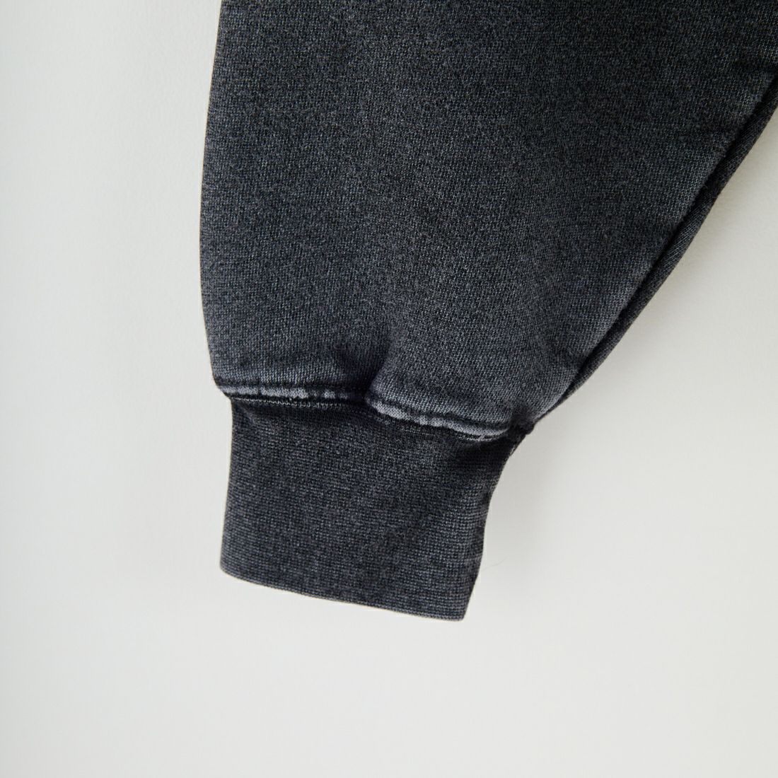 The Endless Summer [エンドレスサマー] バンダナ刺繍 ピグメントビッグスウェット [C-25774304] 01 BLACK