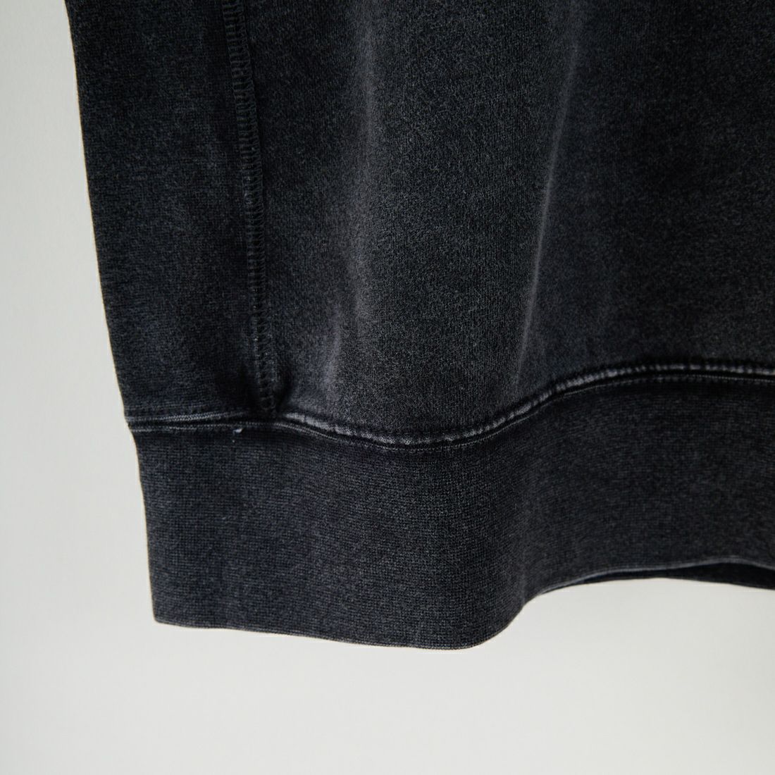 The Endless Summer [エンドレスサマー] バンダナ刺繍 ピグメントビッグスウェット [C-25774304] 01 BLACK