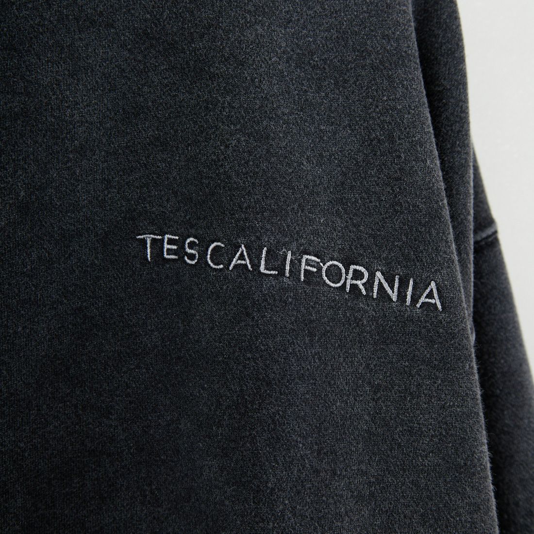 The Endless Summer [エンドレスサマー] バンダナ刺繍 ピグメントビッグスウェット [C-25774304] 01 BLACK