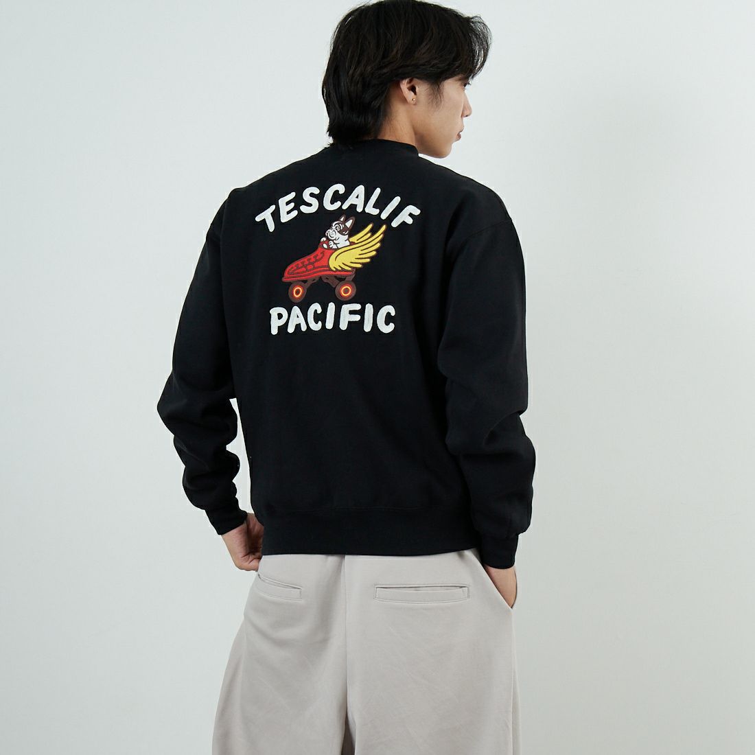 01 BLACK&&モデル身長：179cm 着用サイズ：M&&