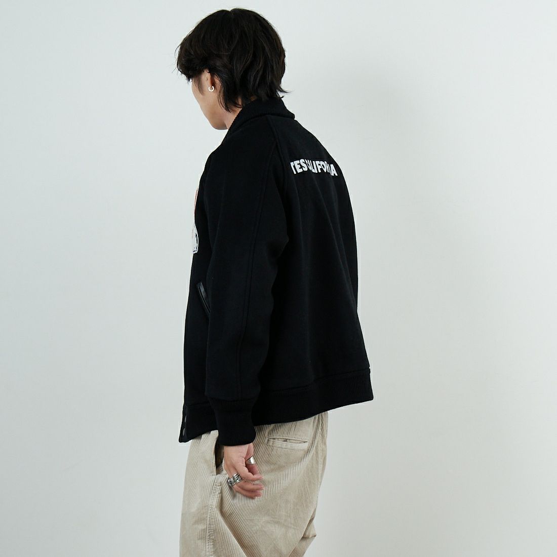 The Endless Summer [エンドレスサマー] BUHIカフェ アワードジャケット [C-25974000] 01 BLACK &&モデル身長：179cm 着用サイズ：M&&