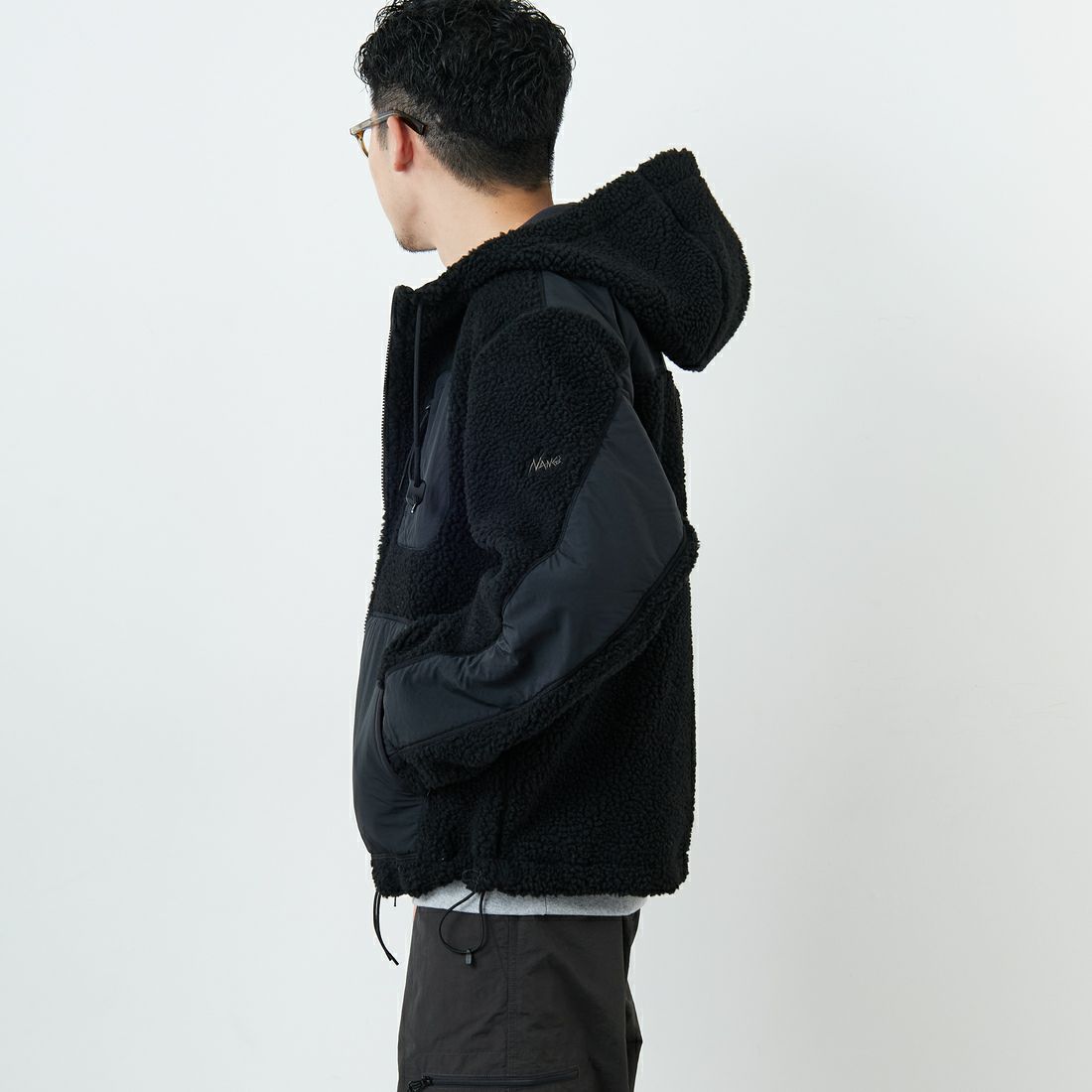 NANGA [ナンガ] ボアフリースフルジップパーカー [N2530-1P117D] BLK &&モデル身長：168cm 着用サイズ：M&&