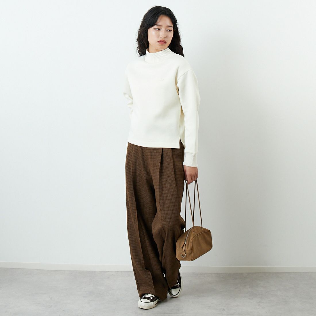 LACOSTE [ラコステ] ダンボールニットプルオーバー [SF011] XFJ LAPLAN &&モデル身長：162cm 着用サイズ：36&&