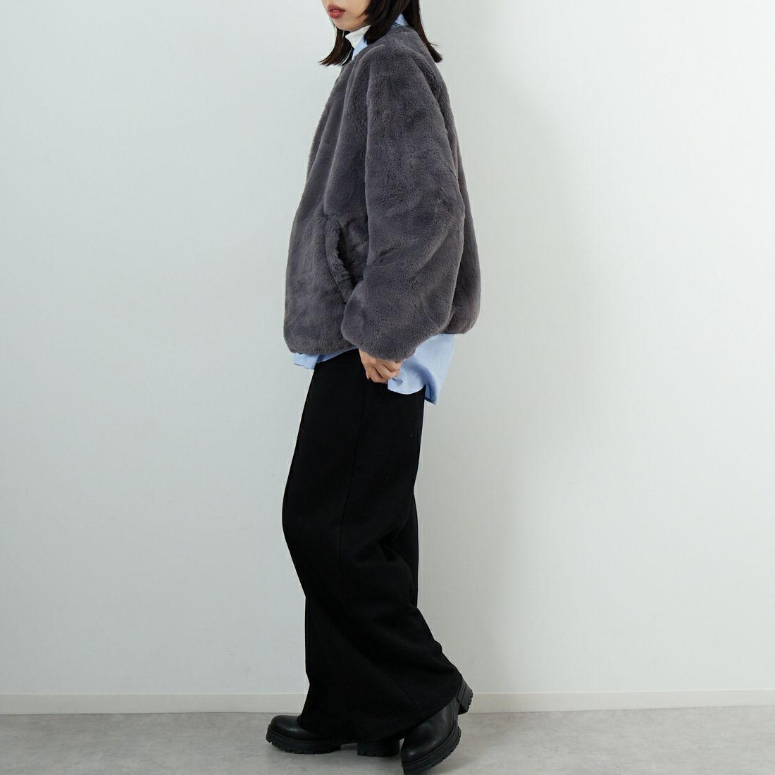 Jeans Factory Clothes [ジーンズファクトリークローズ] リバーシブルフェイクファーブルゾン [147221] 08 ﾁｬｺｰﾙ &&モデル身長：162cm 着用サイズ：F&&