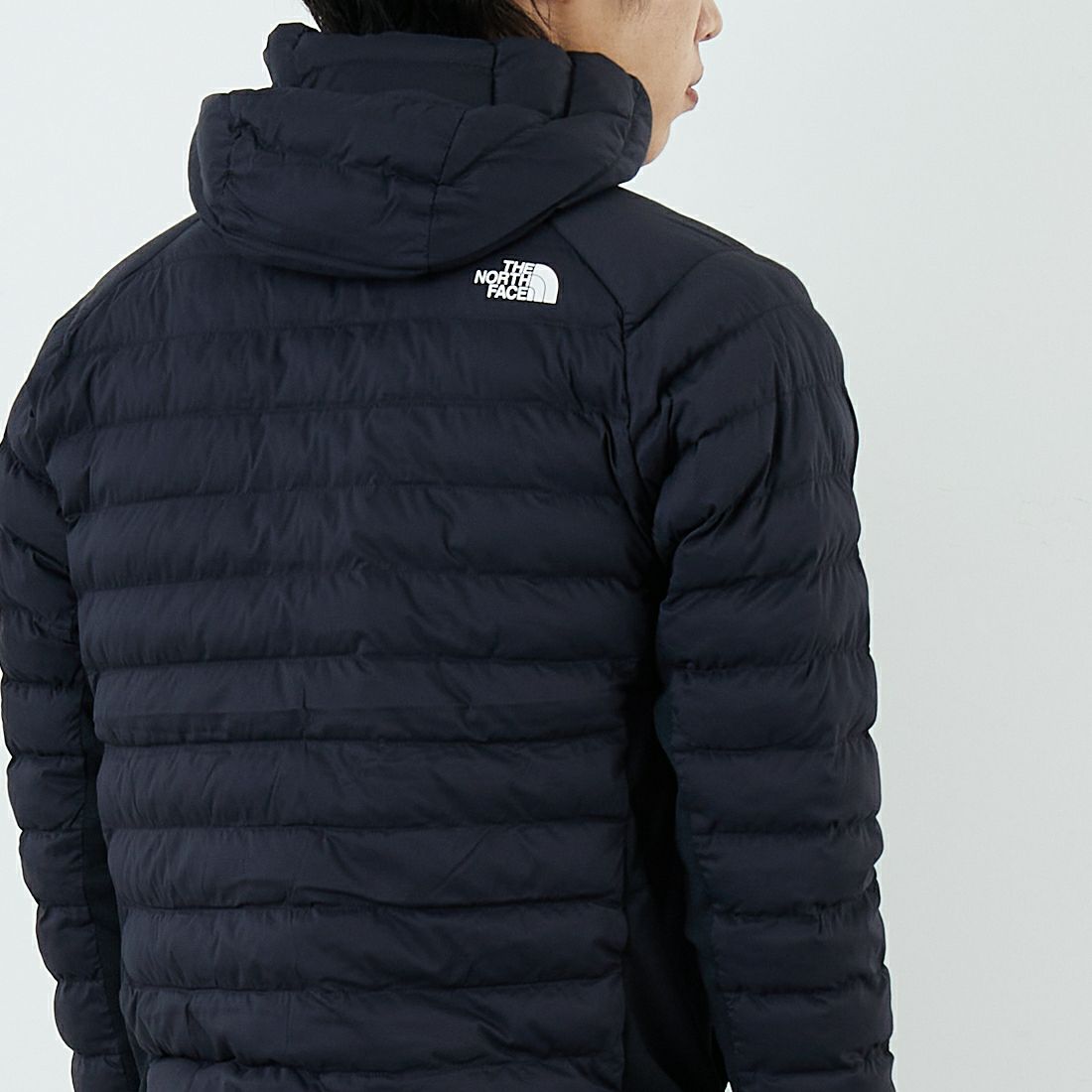 THE NORTH FACE [ザ ノースフェイス] レッドランフーディ [NY82576] K &&モデル身長：179cm 着用サイズ：M&&
