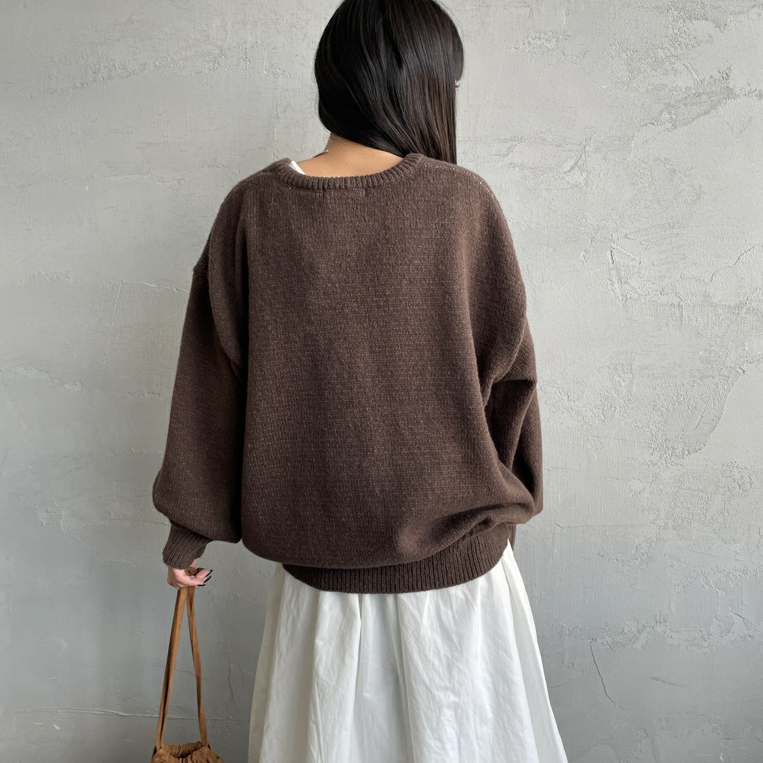 Noir Fabrik [ヌワールファブリック] アソートジャガードニットプルオーバー [NF25131043] 28 BROWN &&モデル身長：150cm 着用サイズ：F&&