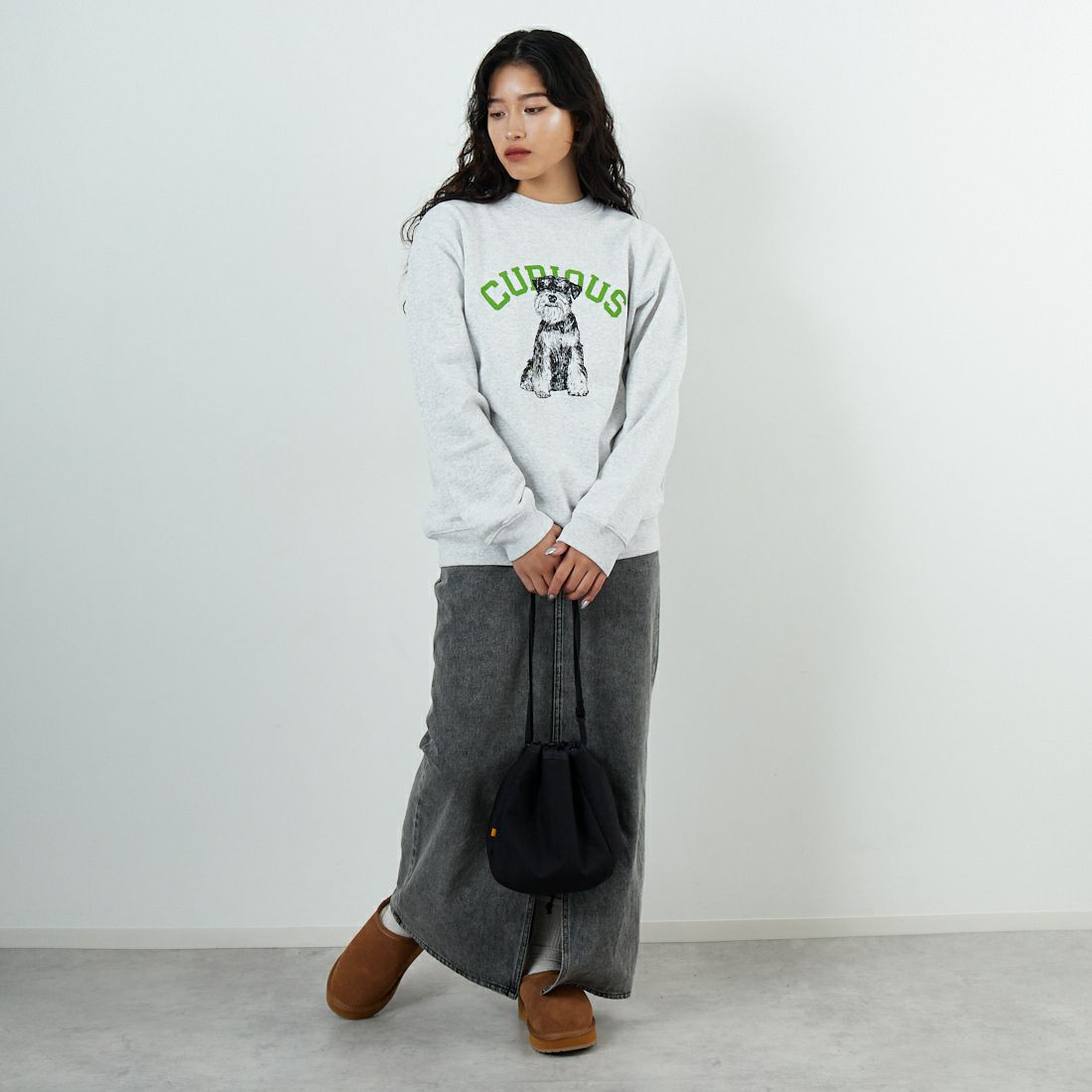 SCREEN STARS [スクリーンスターズ] 別注 アニマルプリント オーバーサイズスウェット [2523-IN2-JF] ASH &&モデル身長：162cm 着用サイズ：F&&