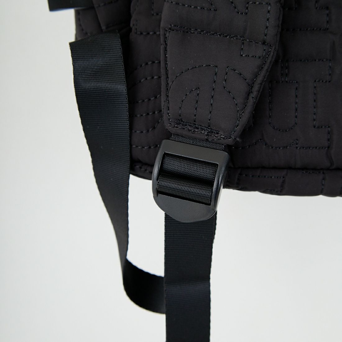 marimekko [マリメッコ] Joy ロゴバックパック [52259-6-94910] 99 ﾌﾞﾗｯｸ