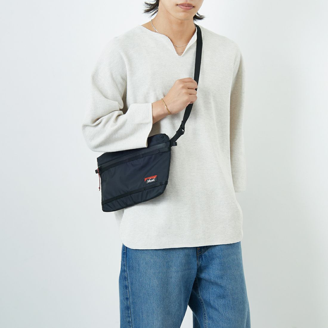 NANGA [ナンガ] オーロラテックスサコッシュ [NA2441-3A199] BLK