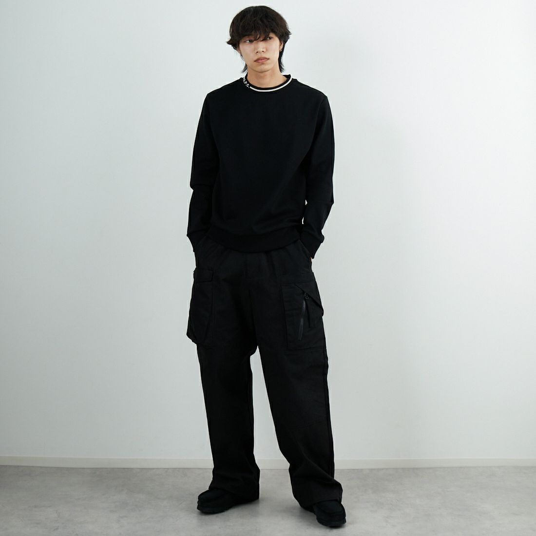 A.P.C. [アー・ペー・セー] Earl スウェットシャツ [SWEAT-EARL] 99 NOIR &&モデル身長：179cm 着用サイズ：M&&
