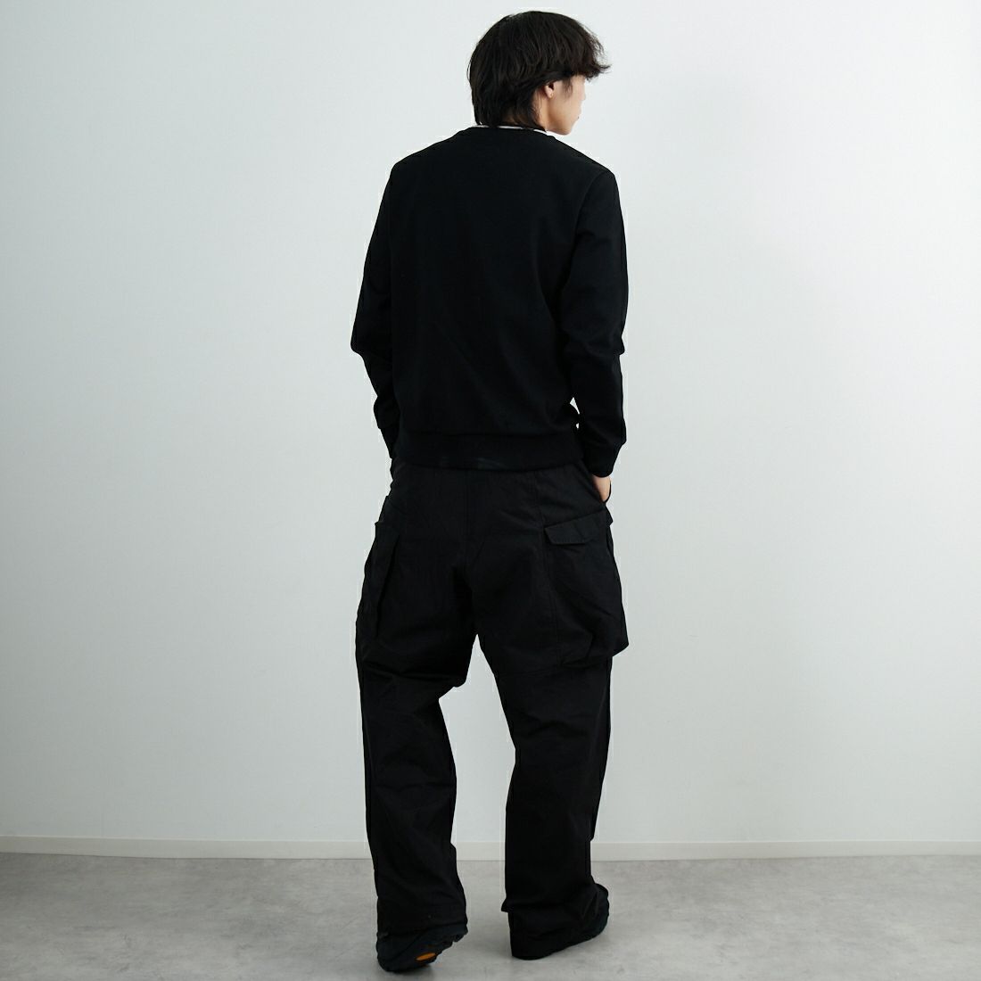 A.P.C. [アー・ペー・セー] Earl スウェットシャツ [SWEAT-EARL] 99 NOIR &&モデル身長：179cm 着用サイズ：M&&