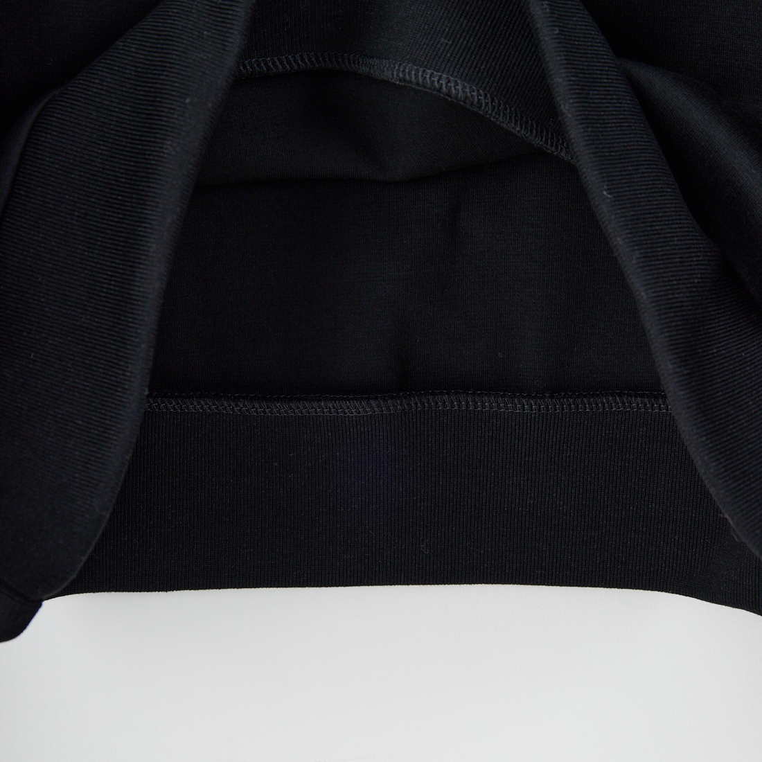 A.P.C. [アー・ペー・セー] Earl スウェットシャツ [SWEAT-EARL] 99 NOIR