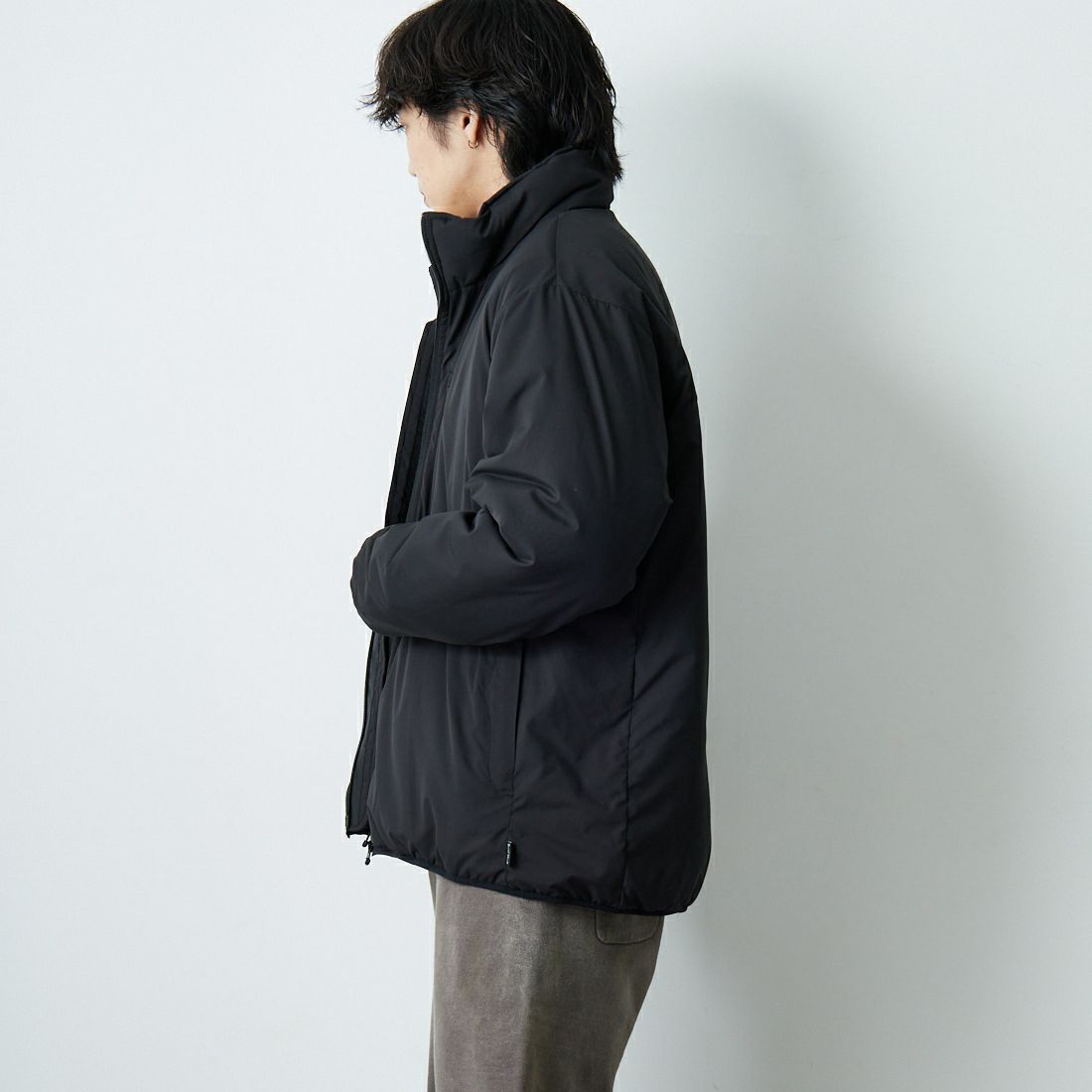 South2West8 [サウスツーウエストエイト] インサレーションジャケット [RW616] B BLACK &&モデル身長：179cm 着用サイズ：L&&