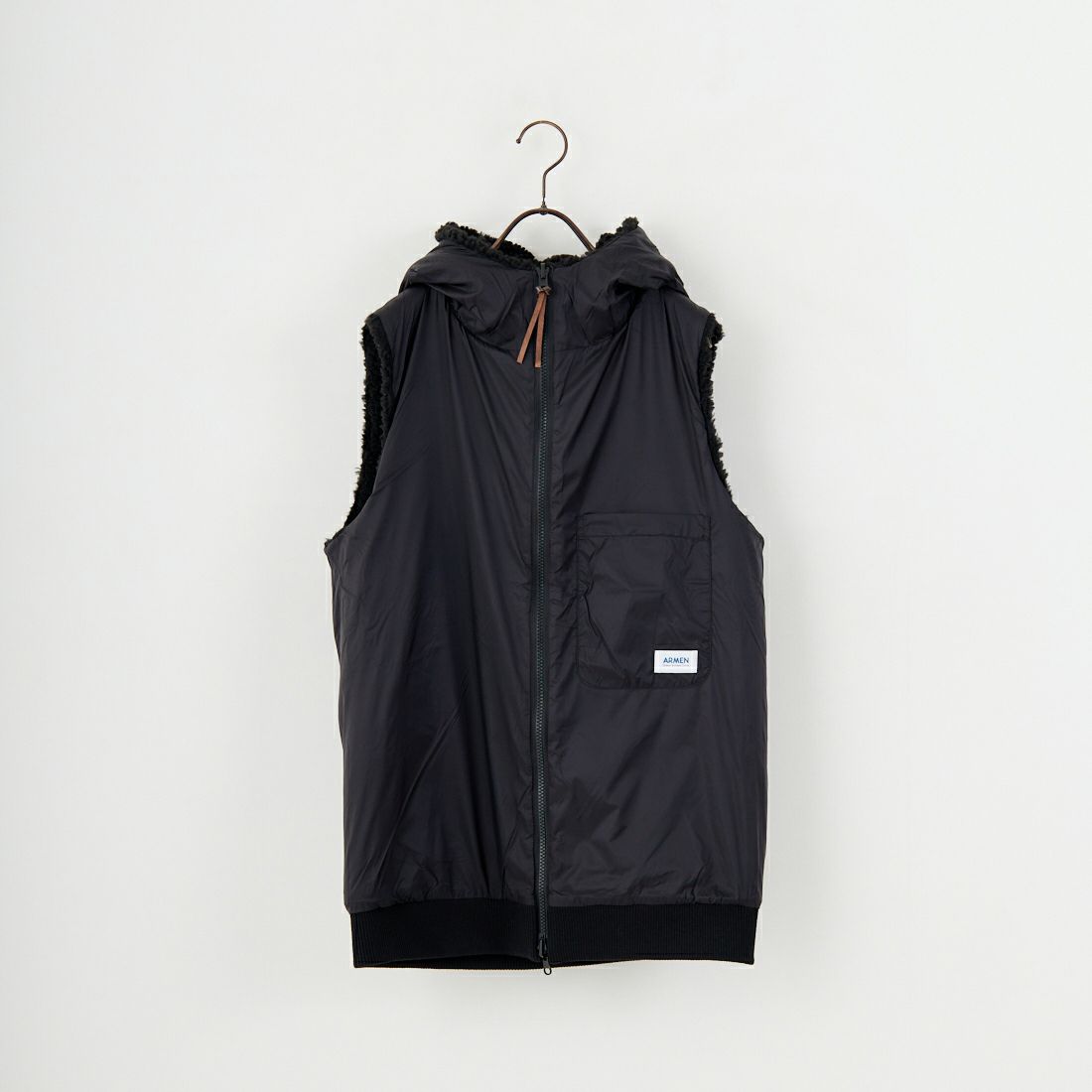 ARMEN [アーメン] リバーシブル ジップアップフリースベスト [ADNAM2552] 9990 BLK/B